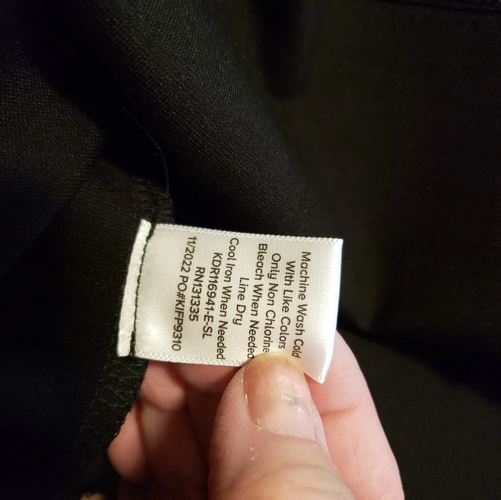Evereve Black Sleeveless Mock Neck Sheath Dress - Picture 8 of 14